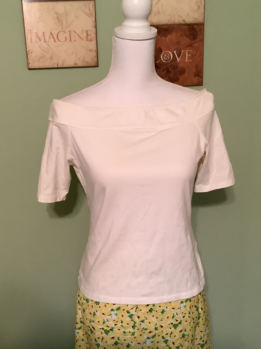 White Boatneck “Sunny Girl” Top - Size L